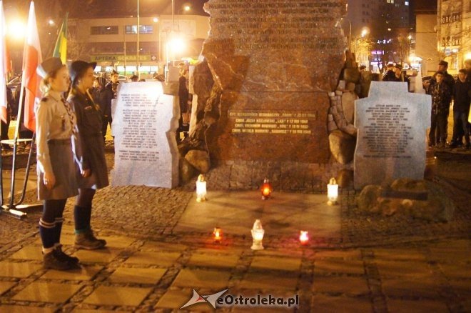 Miejskie obchody Narodowego Dnia Pamięcie Żołnierzy Wyklętych w Ostrołęce [01.03.2017] - zdjęcie #24 - eOstroleka.pl