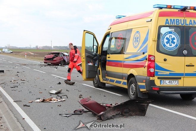 Śmiertelny wypadek na DK 61 w pobliżu Miastkowa [14.03.2017] - zdjęcie #1 - eOstroleka.pl