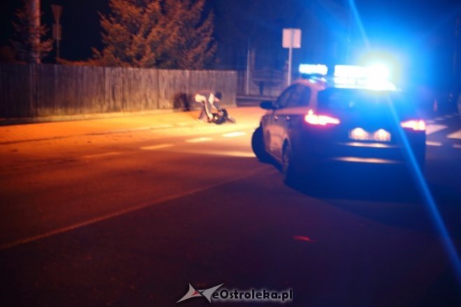 Wypadek w Łęgu Przedmiejskim. Dwóch nastolatków trafiło do szpitala [ZDJĘCIA] - zdjęcie #1 - eOstroleka.pl