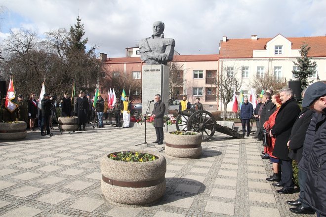 Ostrołęczanie i Węgrzy uczcili pamięć wspólnego bohatera [WIDEO, ZDJĘCIA] - zdjęcie #66 - eOstroleka.pl