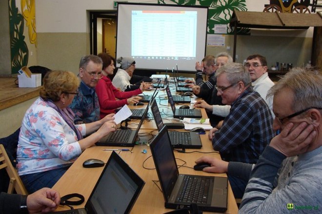 Kadzidło: Bezpłatny kurs komputerowy dla mieszkańców gminy [ZDJĘCIA] - zdjęcie #4 - eOstroleka.pl
