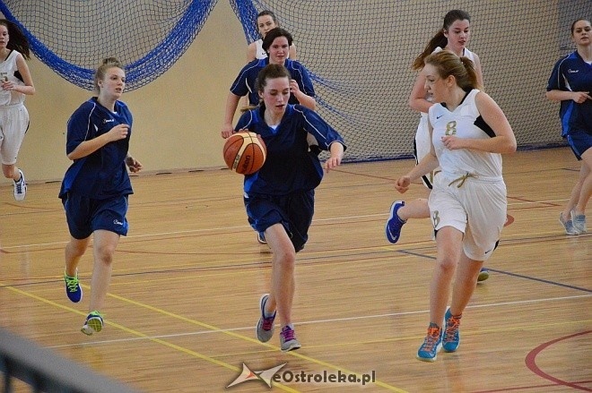 Mistrzostwa Ostrołęki szkół średnich w koszykówce kobiet [17.03.2017] - zdjęcie #17 - eOstroleka.pl