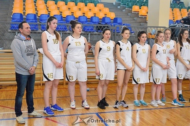 Mistrzostwa Ostrołęki szkół średnich w koszykówce kobiet [17.03.2017] - zdjęcie #25 - eOstroleka.pl