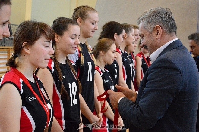Mistrzostwa Ostrołęki szkół średnich w koszykówce kobiet [17.03.2017] - zdjęcie #36 - eOstroleka.pl