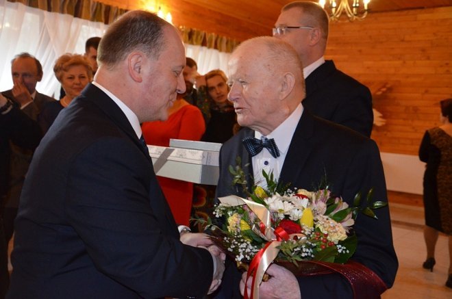 Małżeństwo 100-latków z regionu ostrołęckiego świętowało jubileusz [ZDJĘCIA] - zdjęcie #1 - eOstroleka.pl