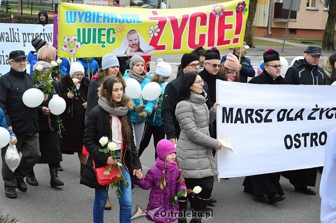 Marsz dla Życia i Rodziny w Ostrołęce [25.03.2017] - zdjęcie #12 - eOstroleka.pl