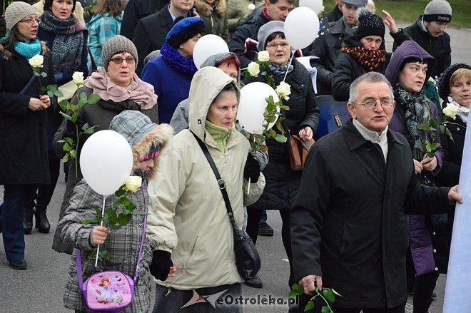 Marsz dla Życia i Rodziny w Ostrołęce [25.03.2017] - zdjęcie #18 - eOstroleka.pl
