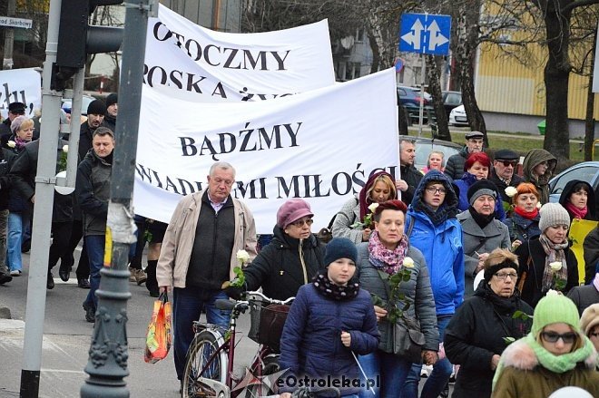 Marsz dla Życia i Rodziny w Ostrołęce [25.03.2017] - zdjęcie #22 - eOstroleka.pl