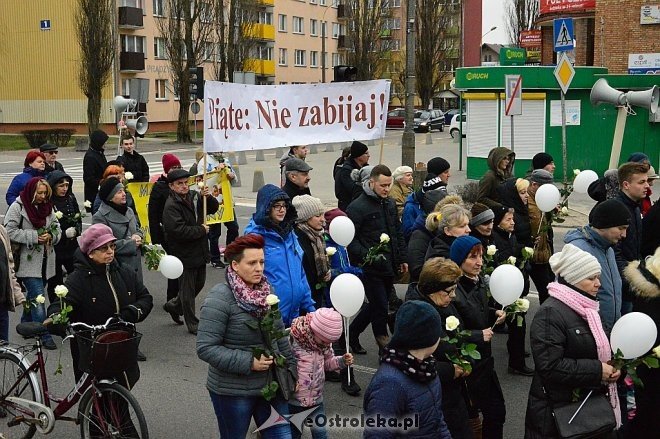 Marsz dla Życia i Rodziny w Ostrołęce [25.03.2017] - zdjęcie #31 - eOstroleka.pl