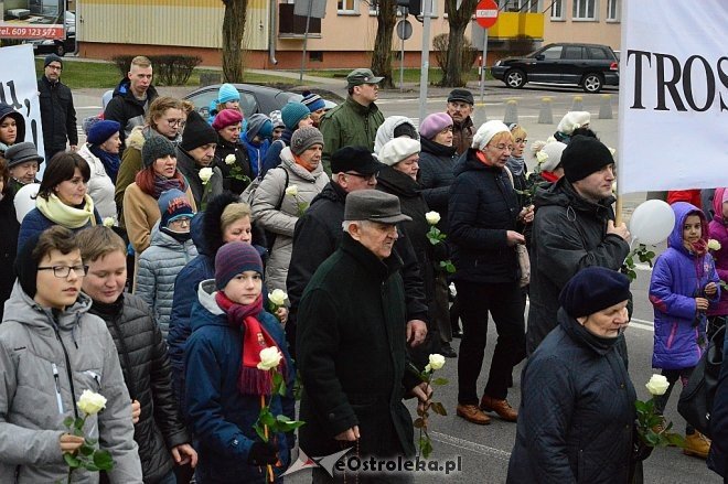 Marsz dla Życia i Rodziny w Ostrołęce [25.03.2017] - zdjęcie #37 - eOstroleka.pl