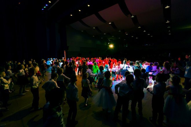 Konkurs taneczny „Tańce z przedszkolami Kurpikami” [ZDJĘCIA] - zdjęcie #32 - eOstroleka.pl