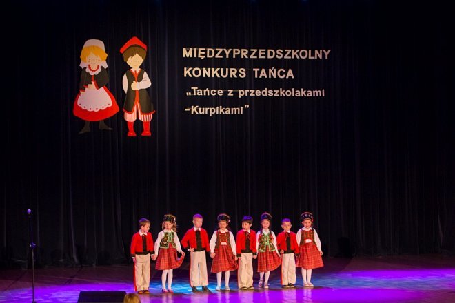 Konkurs taneczny „Tańce z przedszkolami Kurpikami” [ZDJĘCIA] - zdjęcie #73 - eOstroleka.pl
