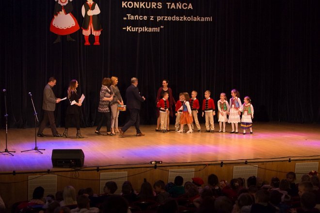 Konkurs taneczny „Tańce z przedszkolami Kurpikami” [ZDJĘCIA] - zdjęcie #78 - eOstroleka.pl