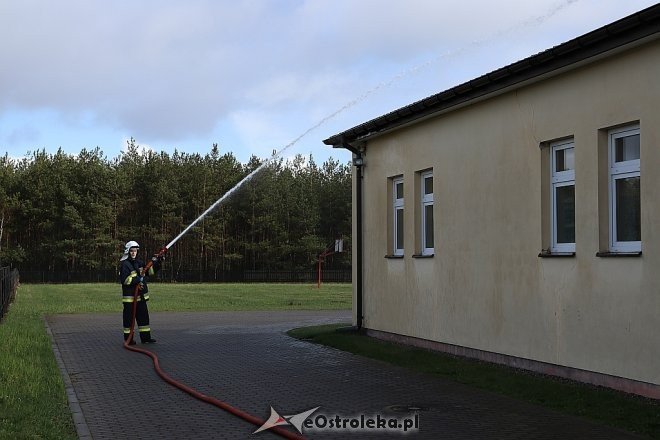 Ćwiczenia ratowniczo-gaśnicze w Nowej Wsi Zachodniej [06.04.2017] - zdjęcie #14 - eOstroleka.pl