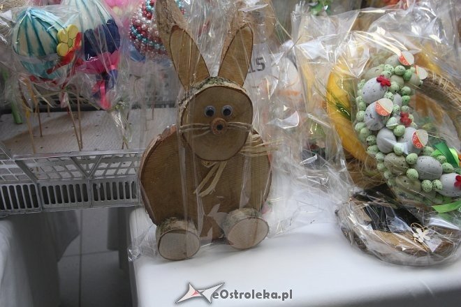 W ostrołęckim szpitalu trwa Kiermasz Wielkanocny [ZDJĘCIA] - zdjęcie #10 - eOstroleka.pl