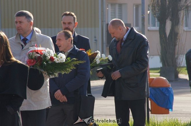 Miejskie obchody 7. rocznicy katastrofy pod Smoleńskiem [10.04.2017] - zdjęcie #16 - eOstroleka.pl