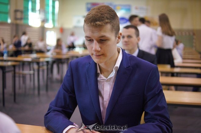 Egzamin gimnazjalny 2017 [19.04.2017] - zdjęcie #45 - eOstroleka.pl