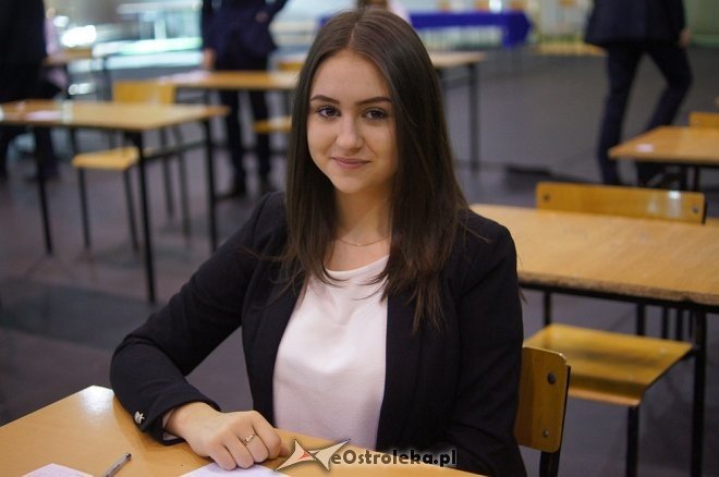 Egzamin gimnazjalny 2017 [19.04.2017] - zdjęcie #57 - eOstroleka.pl
