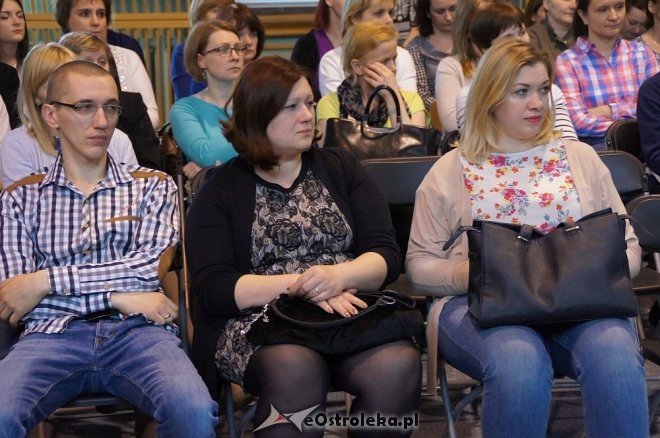 Konferencja Gdybym mógł z wami rozmawiać w Zespole Szkół nr 4 [25.04.2017] - zdjęcie #15 - eOstroleka.pl