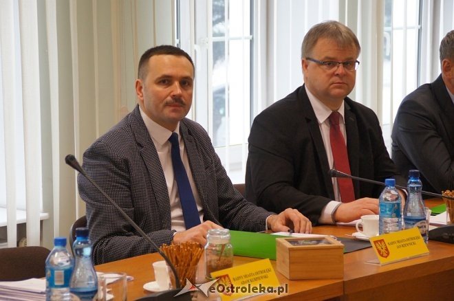 XLV sesja Rady Miasta Ostrołęki [27.04.2017] - zdjęcie #9 - eOstroleka.pl