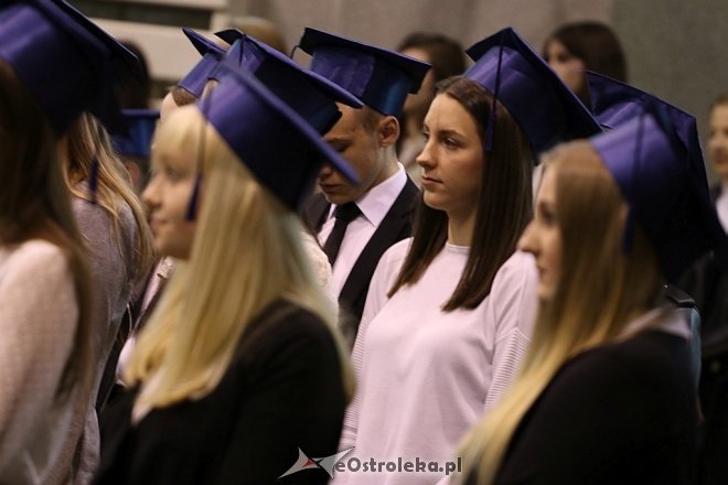 Zakończenie roku szkolnego klas maturalnych w III LO [27.04.2017] - zdjęcie #14 - eOstroleka.pl