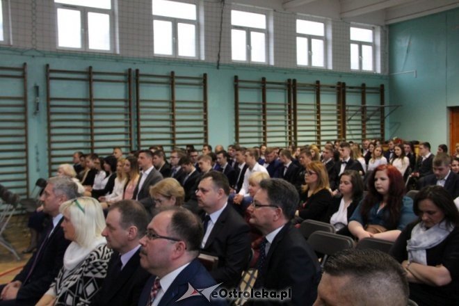 Zakończenie roku szkolnego klas maturalnych w ZSZ nr 2 [28.04.2017] - zdjęcie #14 - eOstroleka.pl
