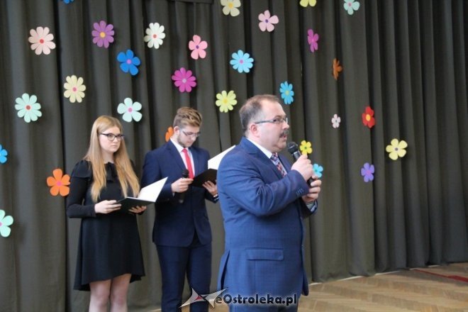Zakończenie roku szkolnego klas maturalnych w ZSZ nr 2 [28.04.2017] - zdjęcie #20 - eOstroleka.pl