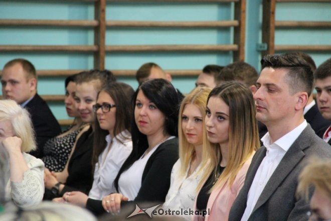 Zakończenie roku szkolnego klas maturalnych w ZSZ nr 2 [28.04.2017] - zdjęcie #22 - eOstroleka.pl