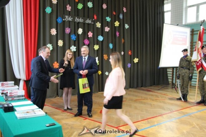 Zakończenie roku szkolnego klas maturalnych w ZSZ nr 2 [28.04.2017] - zdjęcie #25 - eOstroleka.pl