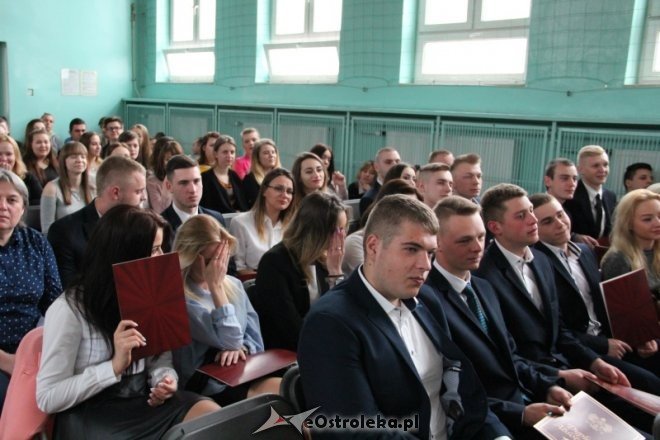 Zakończenie roku szkolnego klas maturalnych w ZSZ nr 2 [28.04.2017] - zdjęcie #47 - eOstroleka.pl