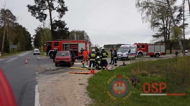 Kolejny wypadek pod Łysymi: Do szpitala trafiła jedna osoba [ZDJĘCIA] - zdjęcie #1 - eOstroleka.pl