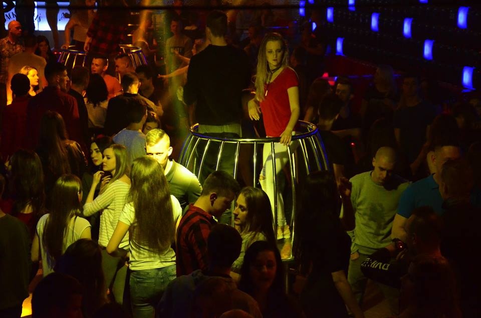 Łobuzy w Clubie Ibiza Zalesie [ZDJĘCIA] - zdjęcie #6 - eOstroleka.pl