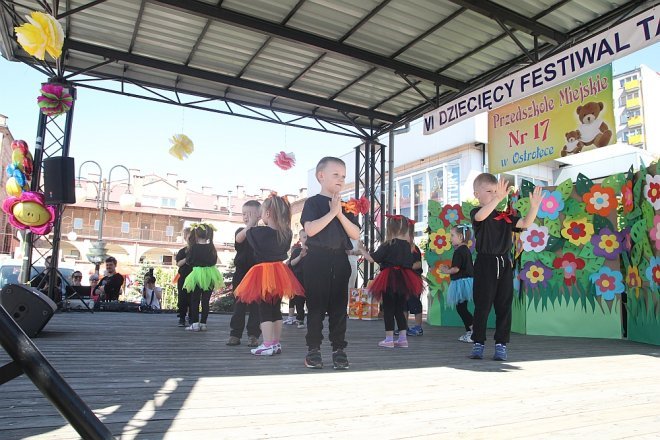 VI Przedszkolny Festiwal Tańca [19.05.2017] - zdjęcie #32 - eOstroleka.pl