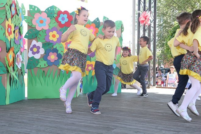 VI Przedszkolny Festiwal Tańca [19.05.2017] - zdjęcie #91 - eOstroleka.pl