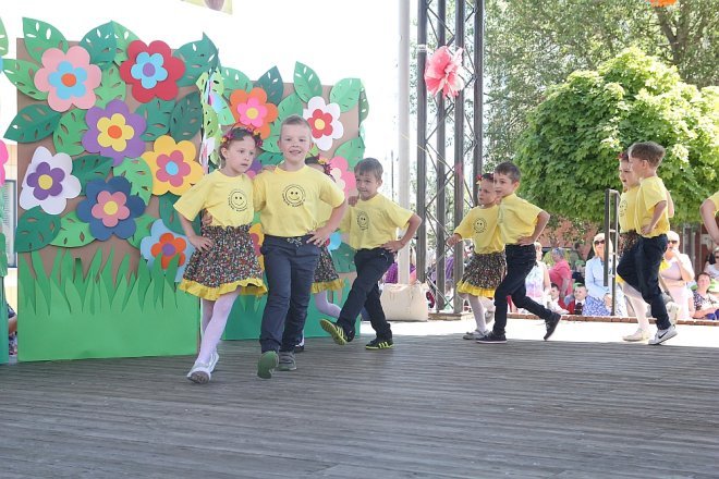 VI Przedszkolny Festiwal Tańca [19.05.2017] - zdjęcie #93 - eOstroleka.pl