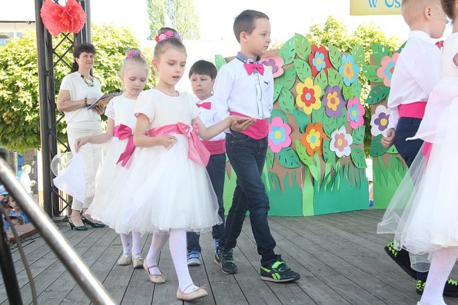 VI Przedszkolny Festiwal Tańca [19.05.2017] - zdjęcie #119 - eOstroleka.pl