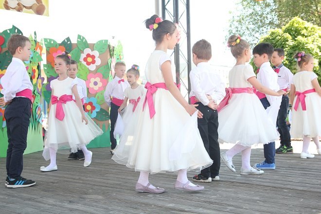 VI Przedszkolny Festiwal Tańca [19.05.2017] - zdjęcie #167 - eOstroleka.pl