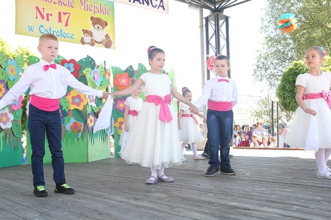 VI Przedszkolny Festiwal Tańca [19.05.2017] - zdjęcie #183 - eOstroleka.pl