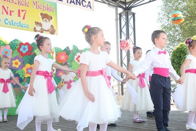 VI Przedszkolny Festiwal Tańca [19.05.2017] - zdjęcie #186 - eOstroleka.pl