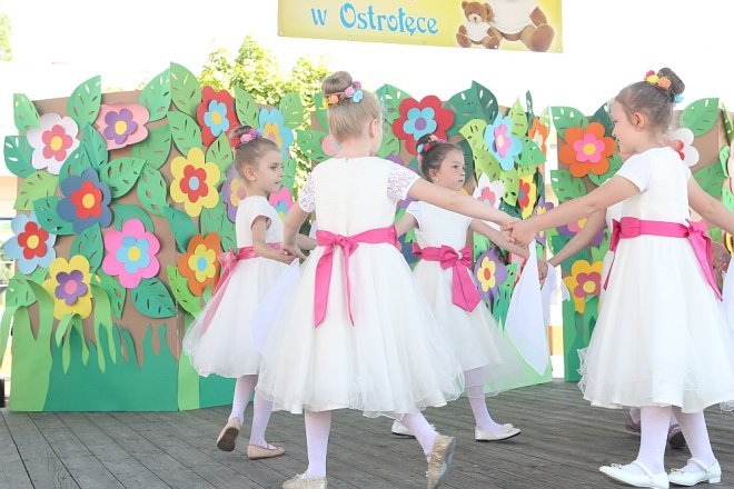 VI Przedszkolny Festiwal Tańca [19.05.2017] - zdjęcie #194 - eOstroleka.pl