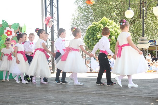 VI Przedszkolny Festiwal Tańca [19.05.2017] - zdjęcie #203 - eOstroleka.pl