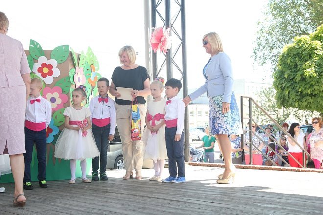 VI Przedszkolny Festiwal Tańca [19.05.2017] - zdjęcie #216 - eOstroleka.pl