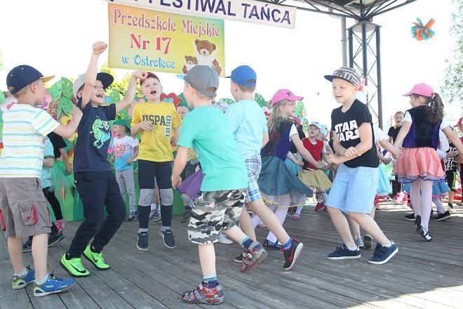 VI Przedszkolny Festiwal Tańca [19.05.2017] - zdjęcie #258 - eOstroleka.pl