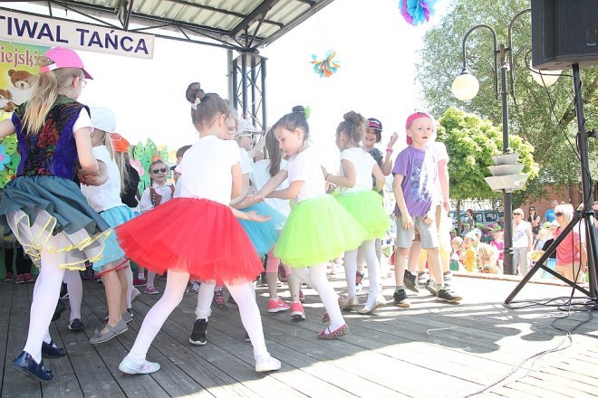VI Przedszkolny Festiwal Tańca [19.05.2017] - zdjęcie #266 - eOstroleka.pl