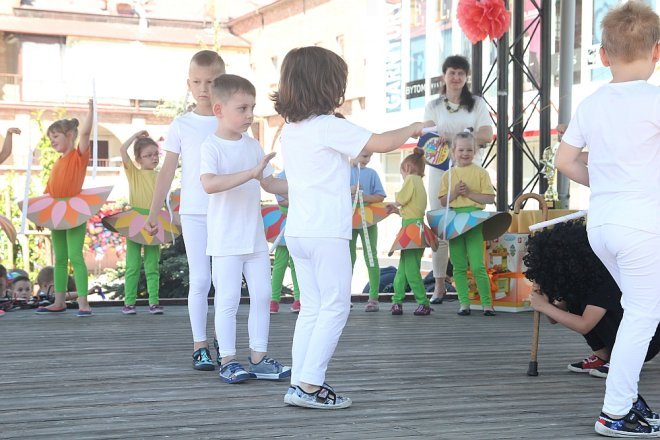 VI Przedszkolny Festiwal Tańca [19.05.2017] - zdjęcie #265 - eOstroleka.pl