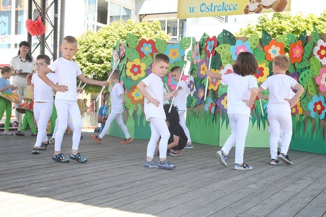 VI Przedszkolny Festiwal Tańca [19.05.2017] - zdjęcie #279 - eOstroleka.pl