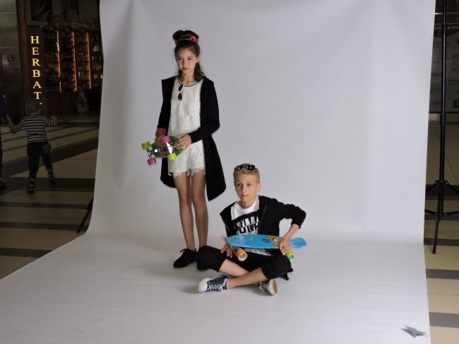Stylowe dzieciaki - kulisy z sesji zdjęciowej - zdjęcie #29 - eOstroleka.pl