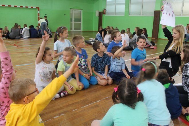 Uczniowie ostrołęckich szkół bili rekord w czytaniu [01.06.2017] - zdjęcie #33 - eOstroleka.pl