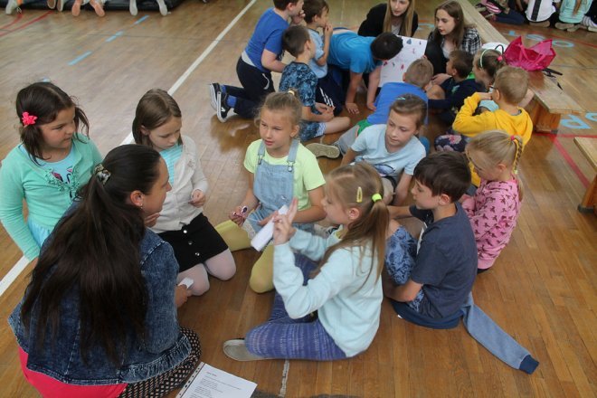 Uczniowie ostrołęckich szkół bili rekord w czytaniu [01.06.2017] - zdjęcie #39 - eOstroleka.pl