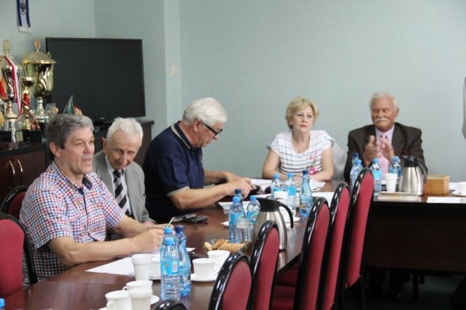 Z Radą Seniorów o zagrożeniach ze strony oszustów [ZDJĘCIA] - zdjęcie #3 - eOstroleka.pl